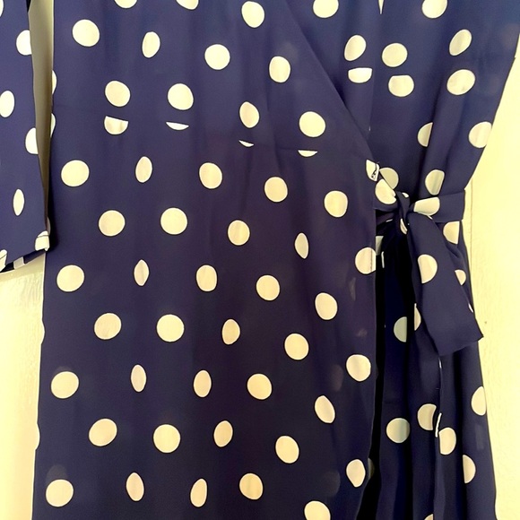 Forever 21 wrap dress / High low - Picture 2 of 7